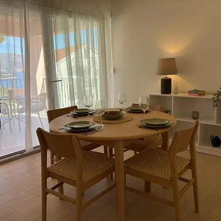 Apartments Verde شقة *